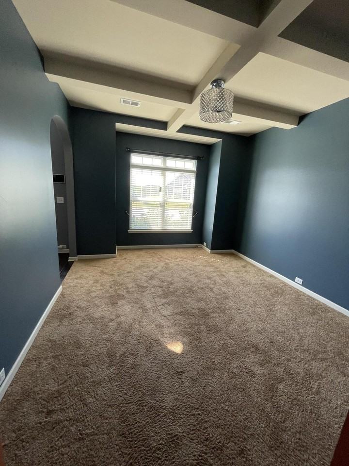 4050 Oval Ter - Photo 6 of 27