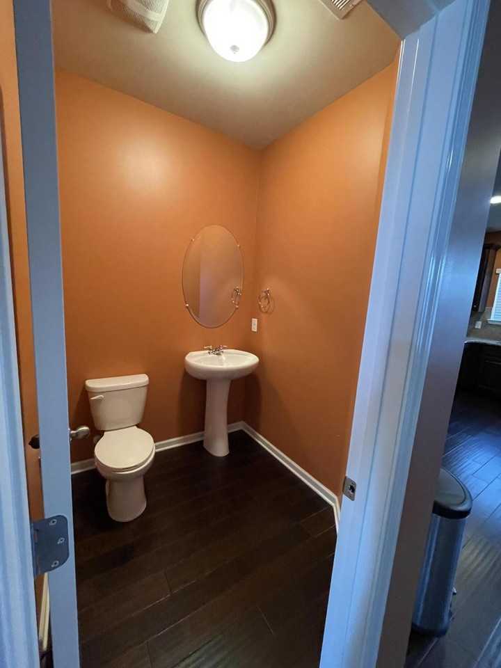 4050 Oval Ter - Photo 7 of 27