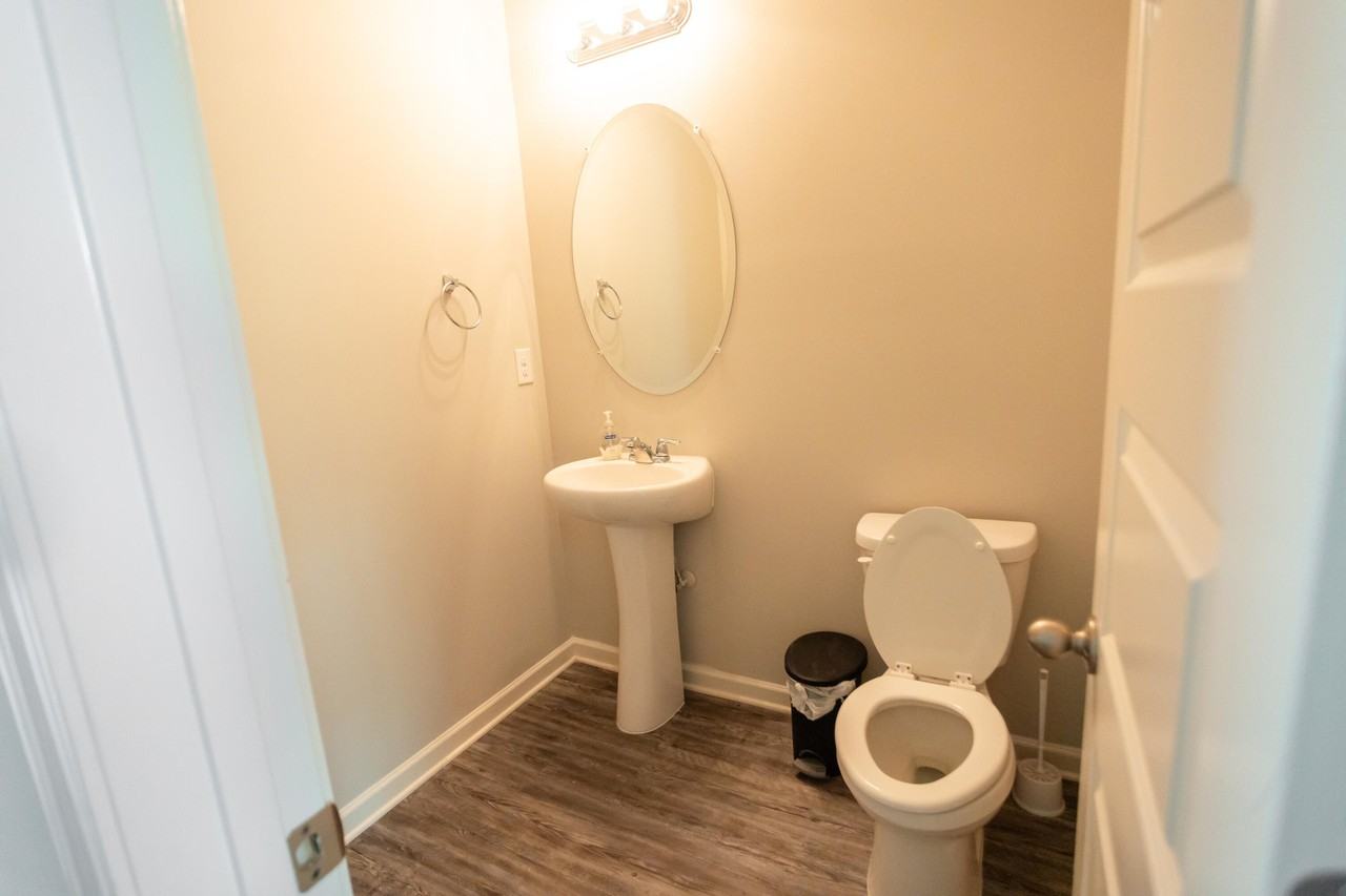 1115 Dietrich Lane - Photo 6 of 37