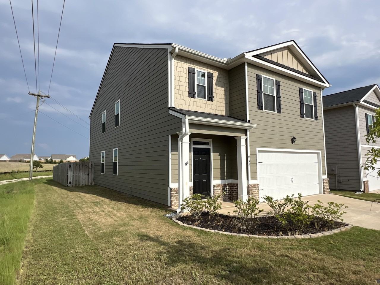 6120 Beadlow Street - Photo 2 of 48