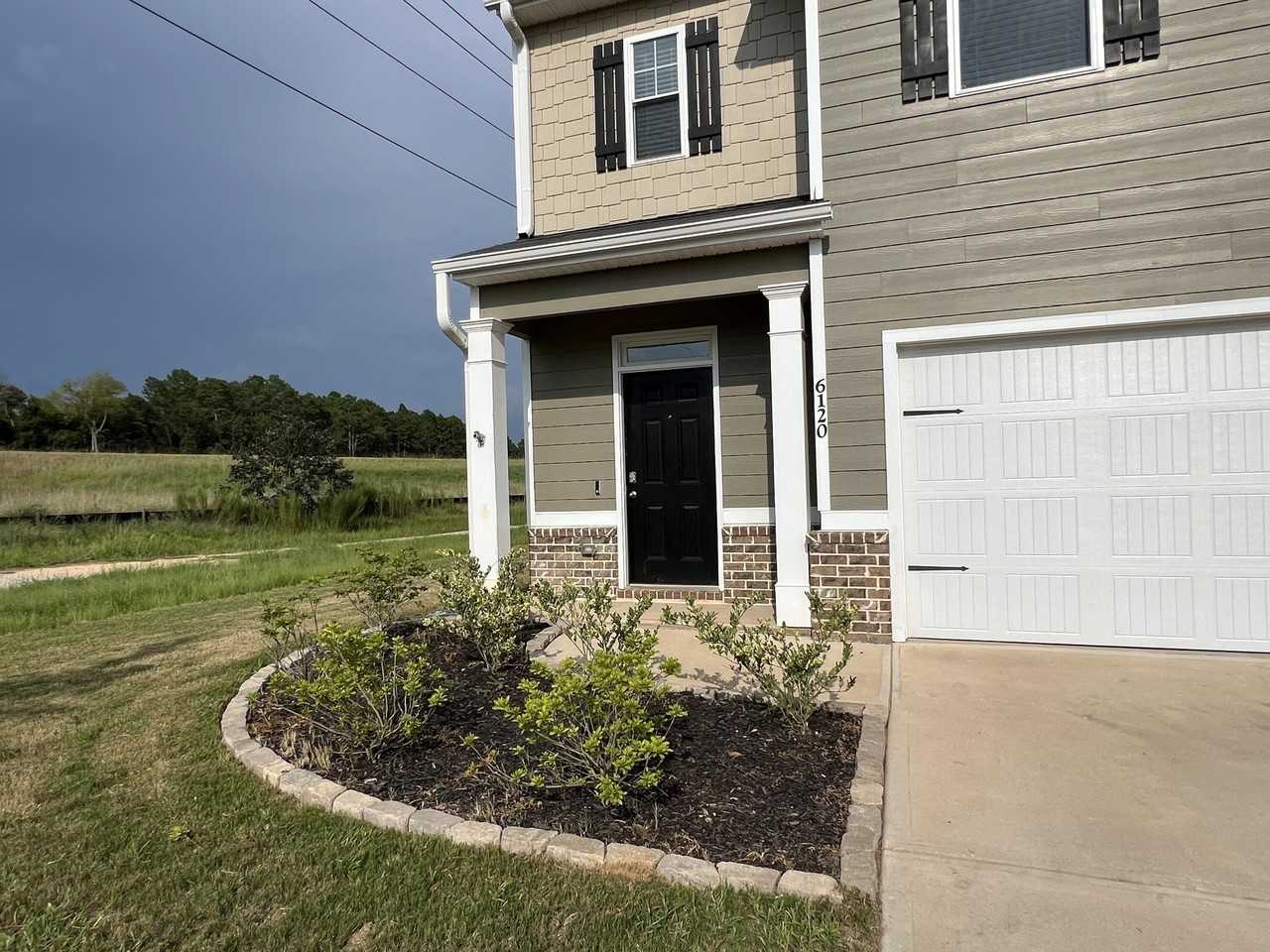 6120 Beadlow Street - Photo 4 of 48