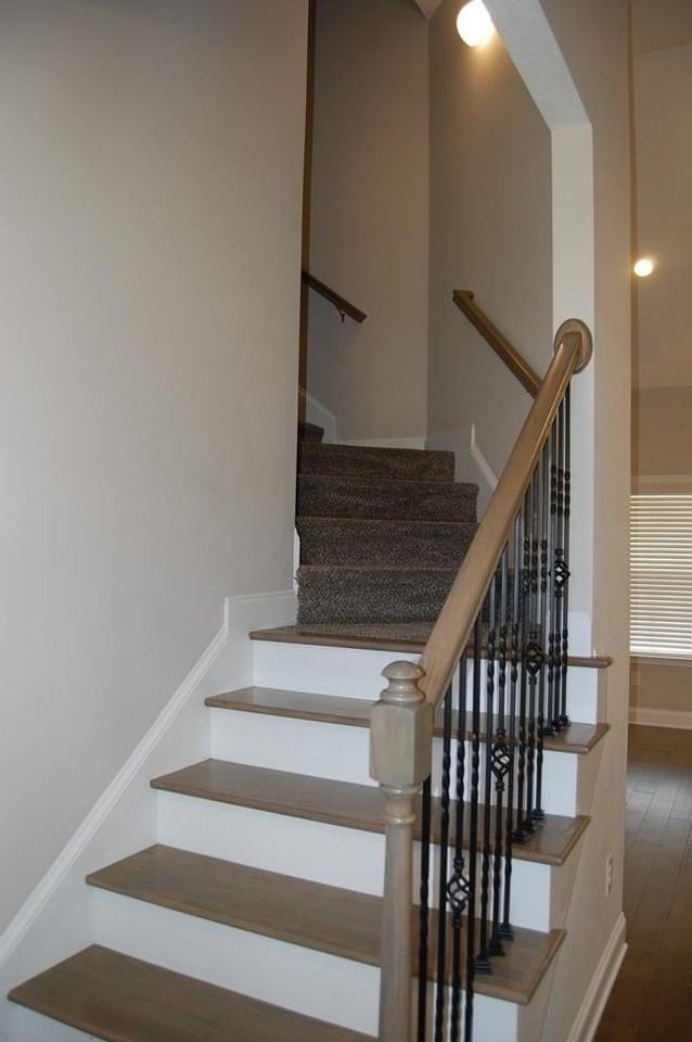 625 Boone Court - Photo 3 of 18