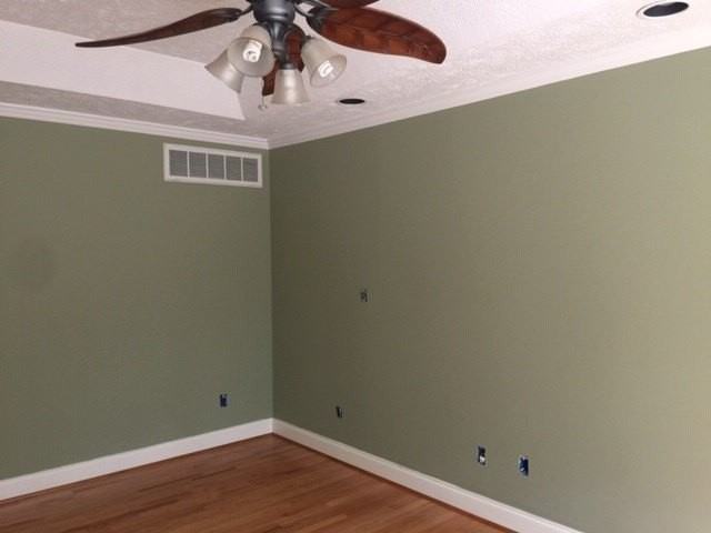 184 Beaverdam Rd - Photo 5 of 20