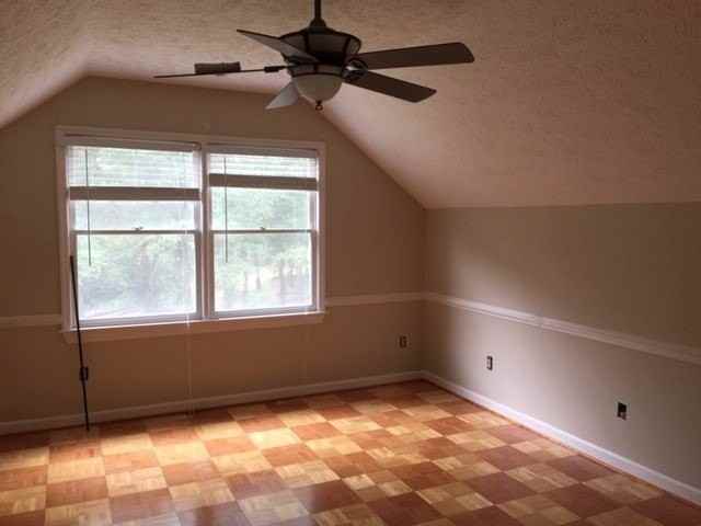 184 Beaverdam Rd - Photo 7 of 20