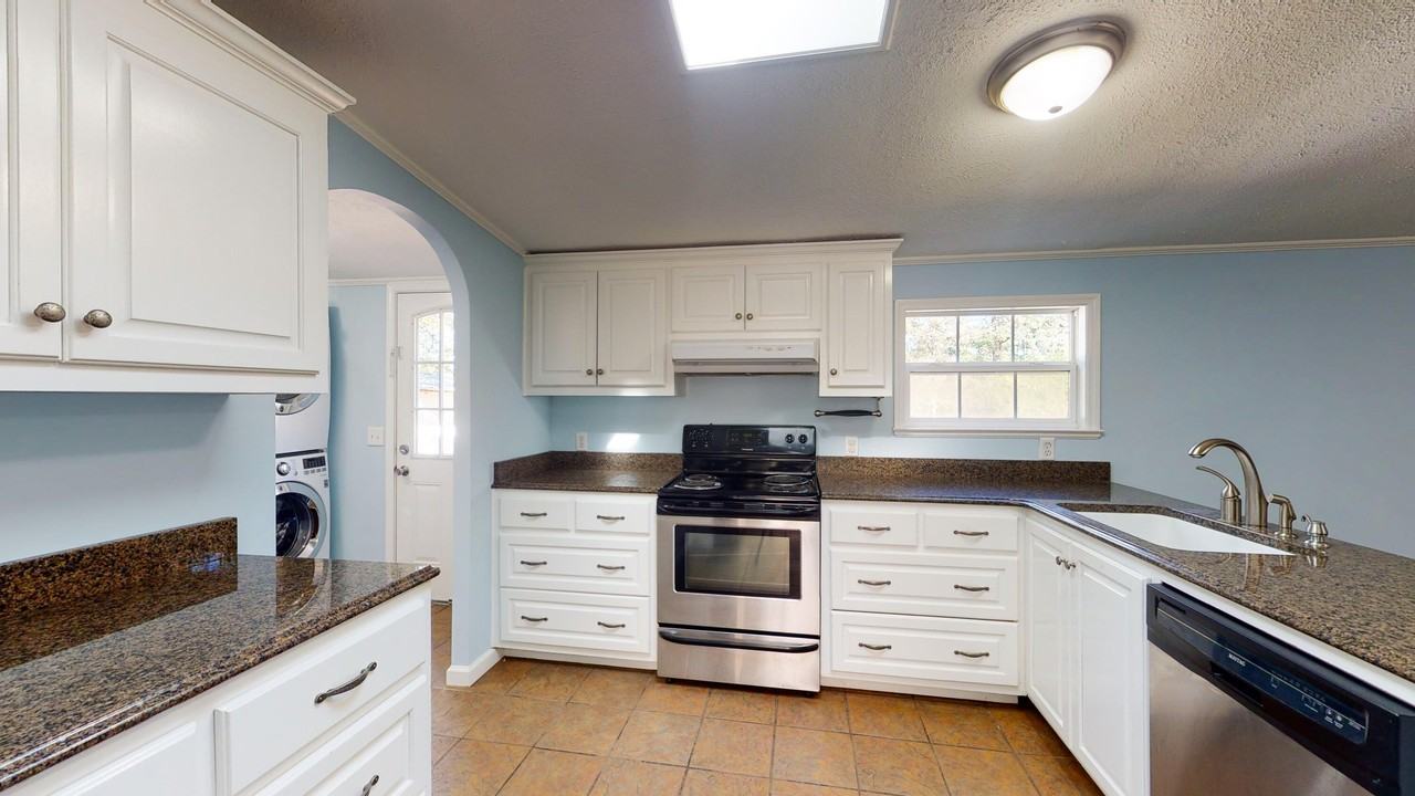 2442 South Carolina Highway 23 - Photo 3 of 21