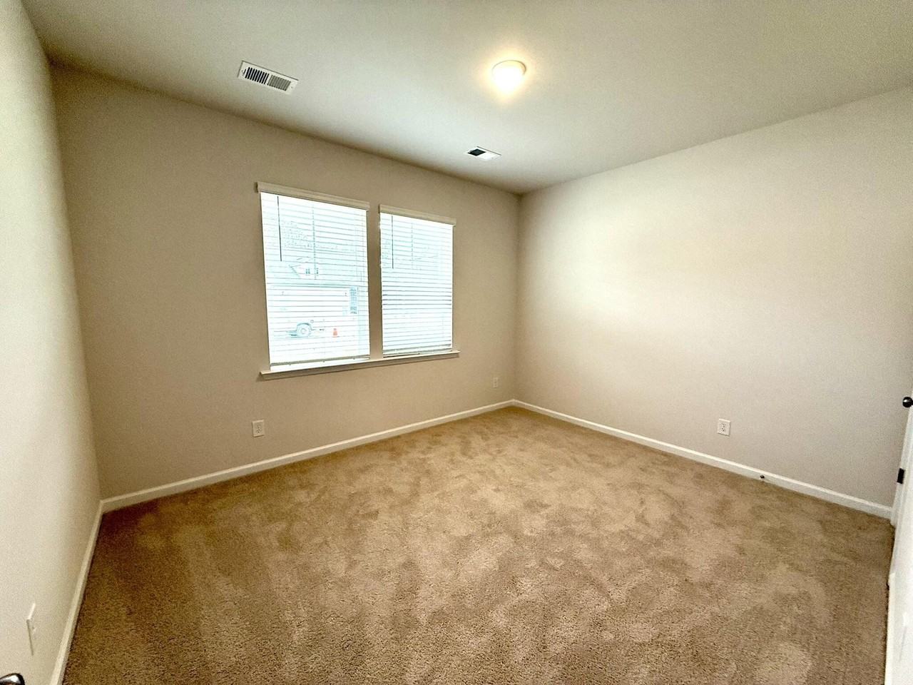 9093 Malahide Ln - Photo 4 of 31