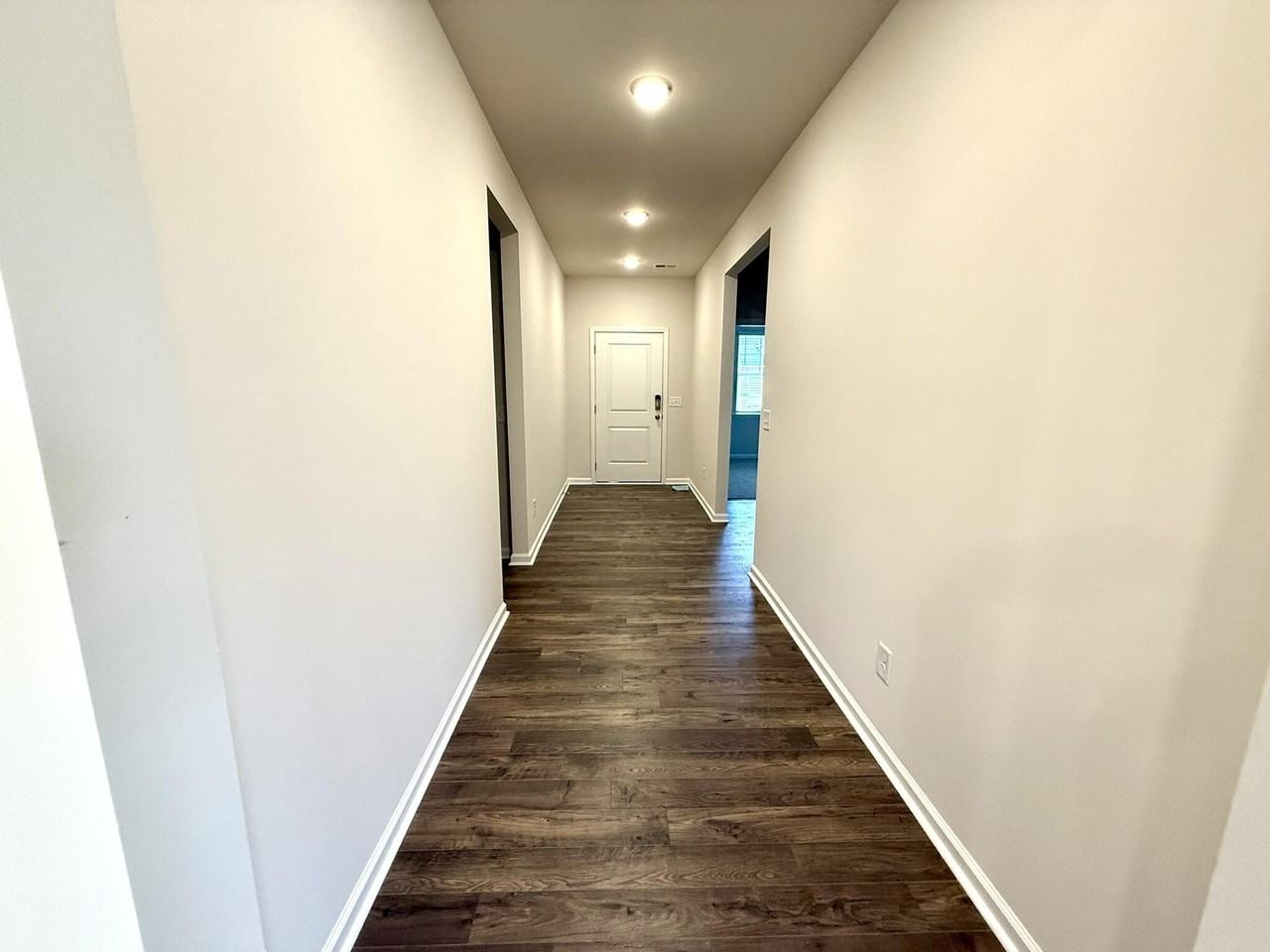 9093 Malahide Ln - Photo 7 of 31