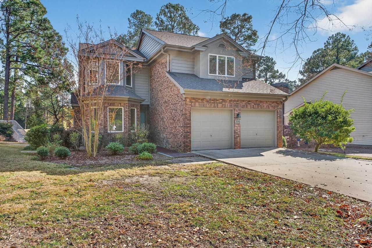 205 Club Villa Dr W - Photo 3 of 49