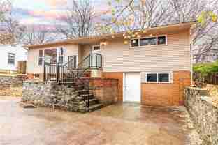 328 South Duncan Avenue - Photo 1 of 1