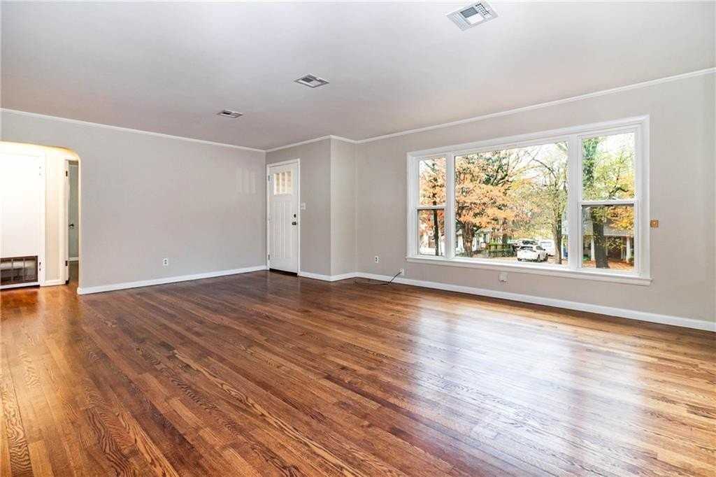 328 S Duncan Ave - Photo 4 of 26