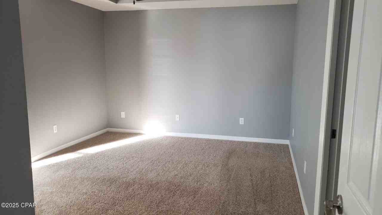 1905 Rhett Place - Photo 4 of 9