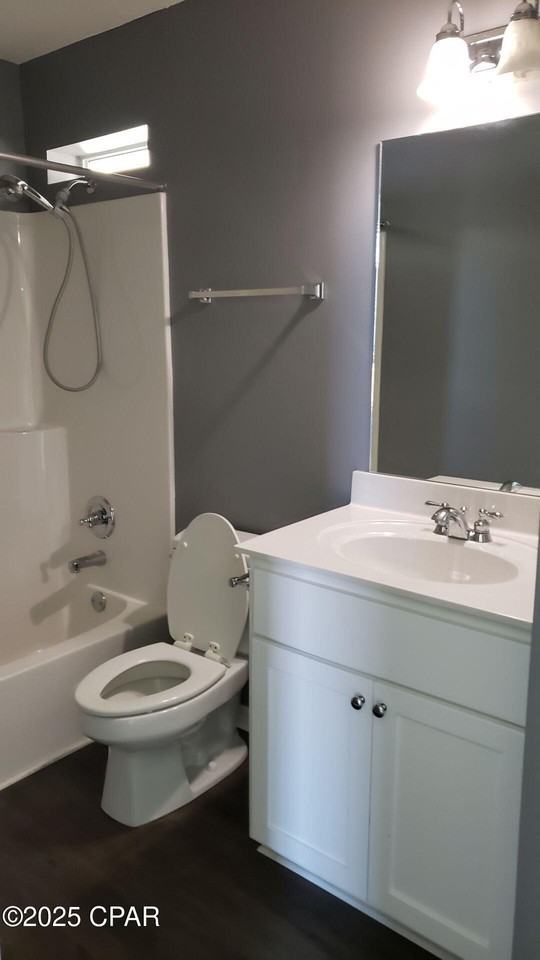 1905 Rhett Place - Photo 7 of 9