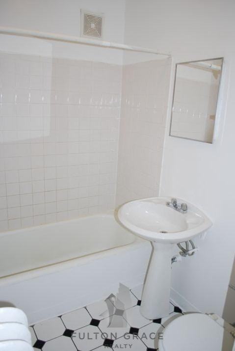 1317 W Estes Ave #19-19 - Photo 7 of 7