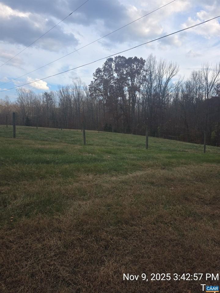 912 Hunters Lodge Rd - Photo 7 of 22