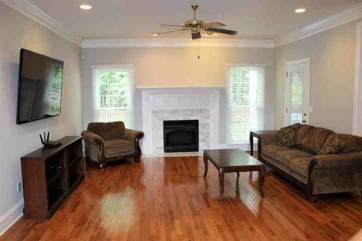 1510 Ramsgate Parkway - Photo 4 of 20