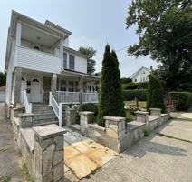 featured image of 993 Lindley Street #1