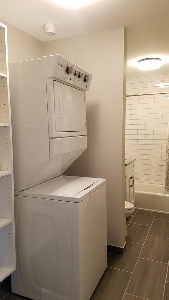 W Bryn Mawr Ave & N Sheridan Rd - Photo 6 of 14