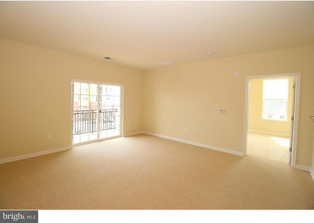 1137 Halifax Pl - Photo 2 of 12