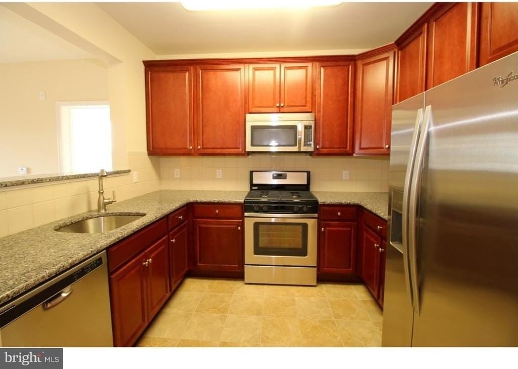 1137 Halifax Pl - Photo 6 of 12