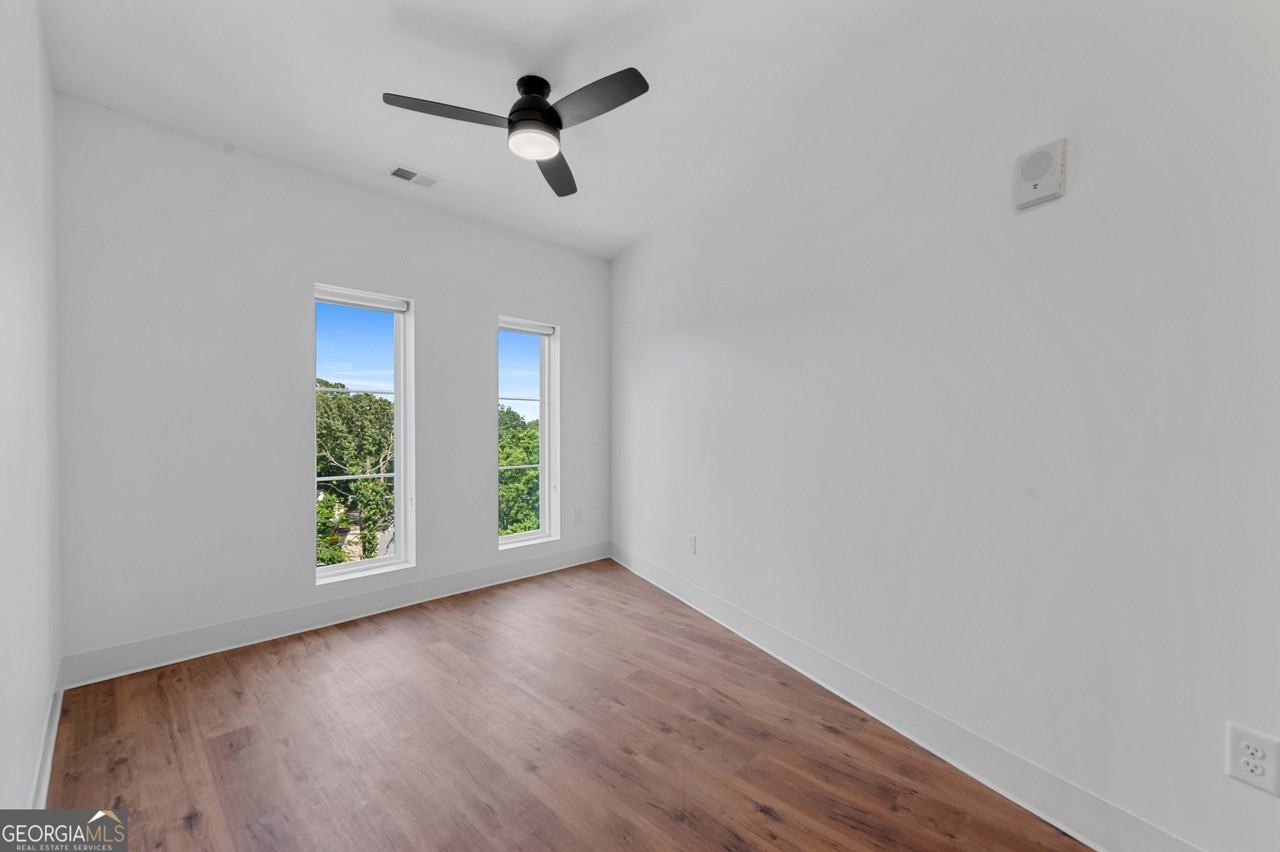 456 Flat Shoals Avenue Southeast #406 - Photo 7 of 25