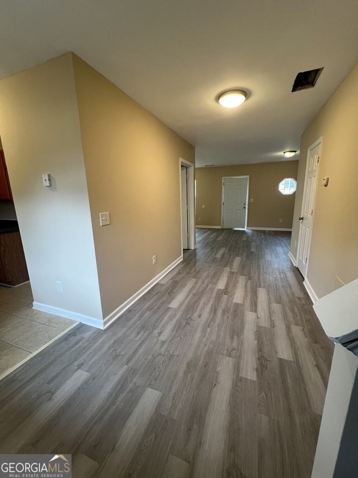 733 Wheel House Lane - Photo 3 of 7