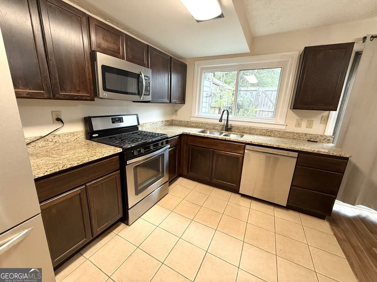 1220 Kennesaw Trace Ct Nw - Photo 7 of 21