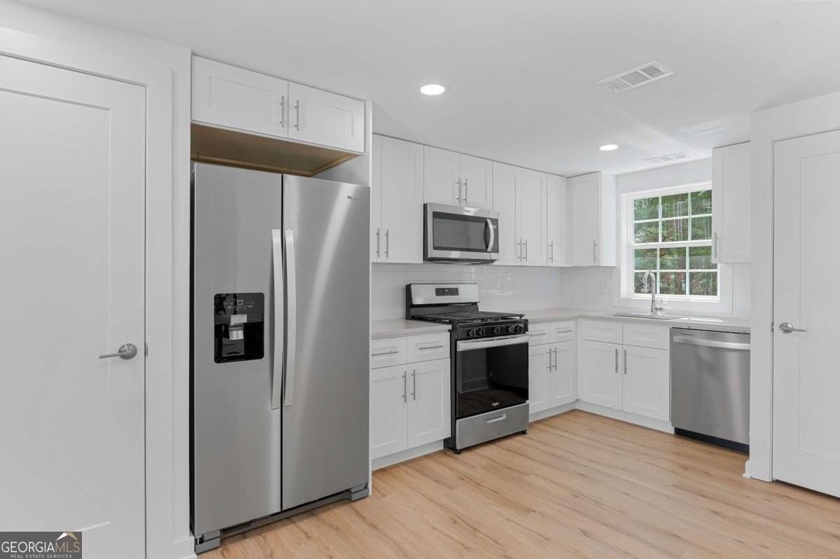 237 Howard St Ne Apt 5 #5 - Photo 6 of 18