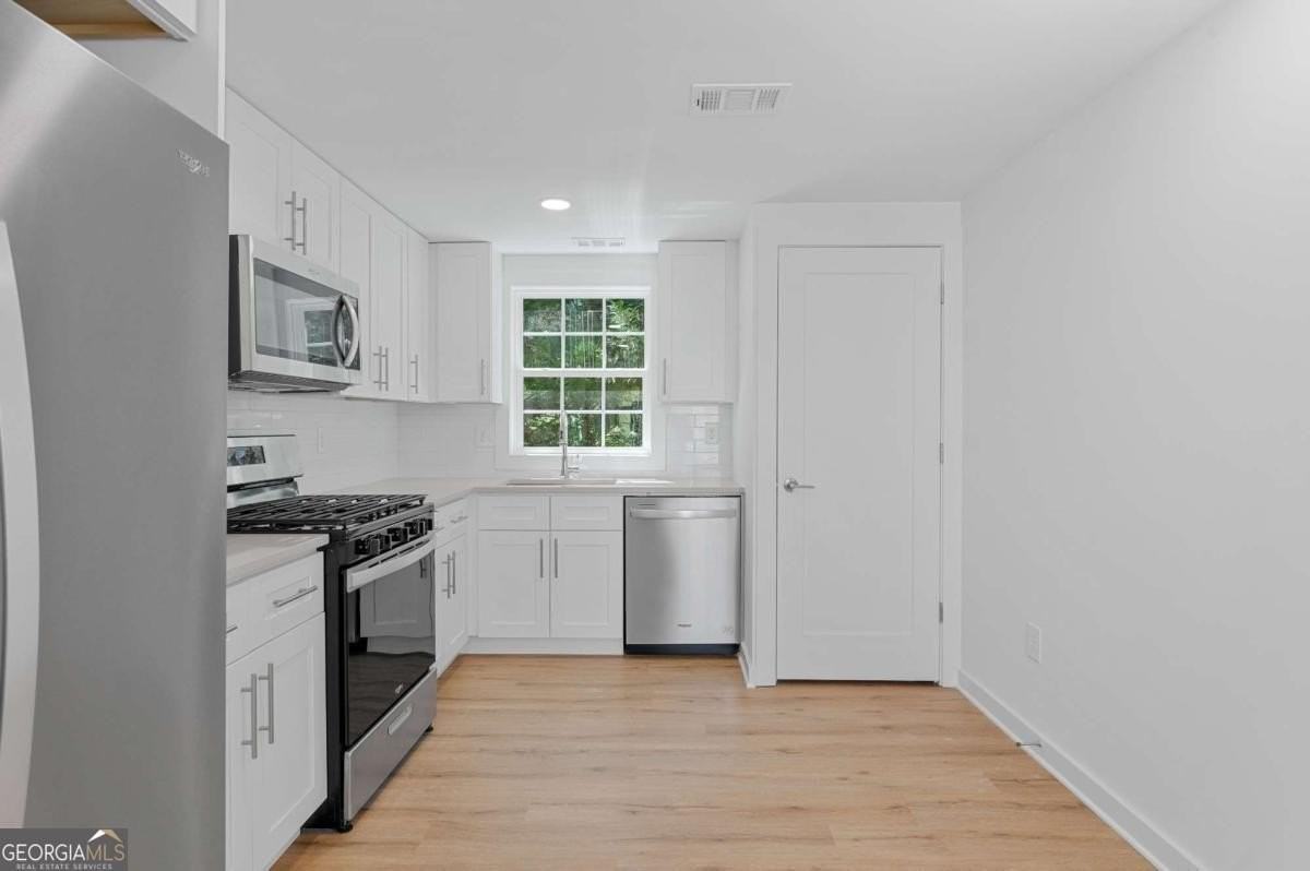 237 Howard St Ne Apt 5 #5 - Photo 7 of 18