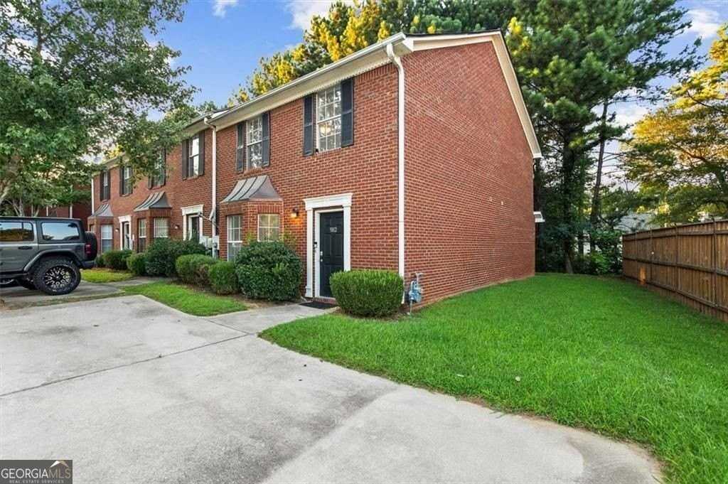 5812 Wind Gate Ln - Photo 4 of 21