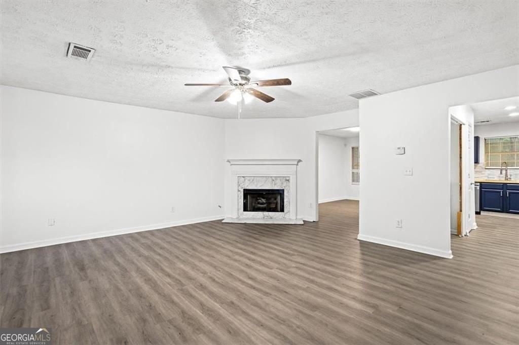 5812 Wind Gate Ln - Photo 5 of 21