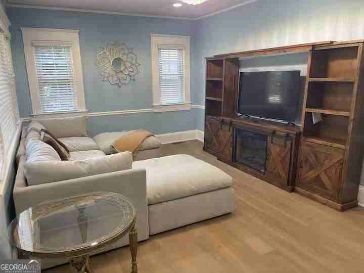 1230 Woodland Avenue Southeast - Photo 4 of 17