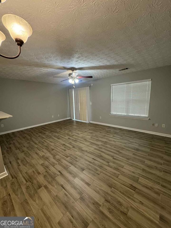 355 Magnolia Gardens Walk - Photo 4 of 20