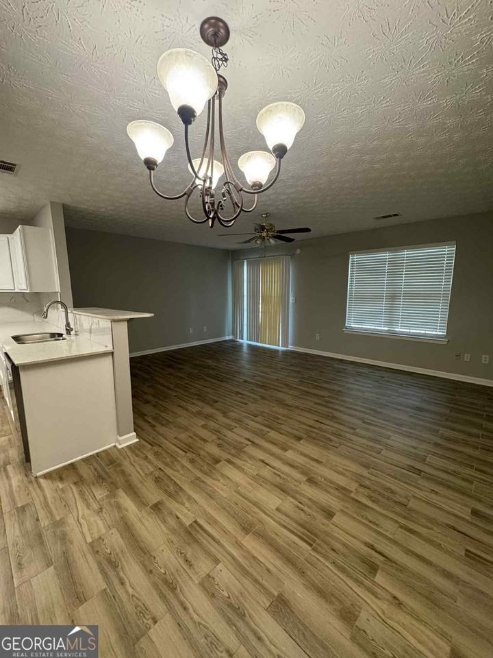 355 Magnolia Gardens Walk - Photo 6 of 20