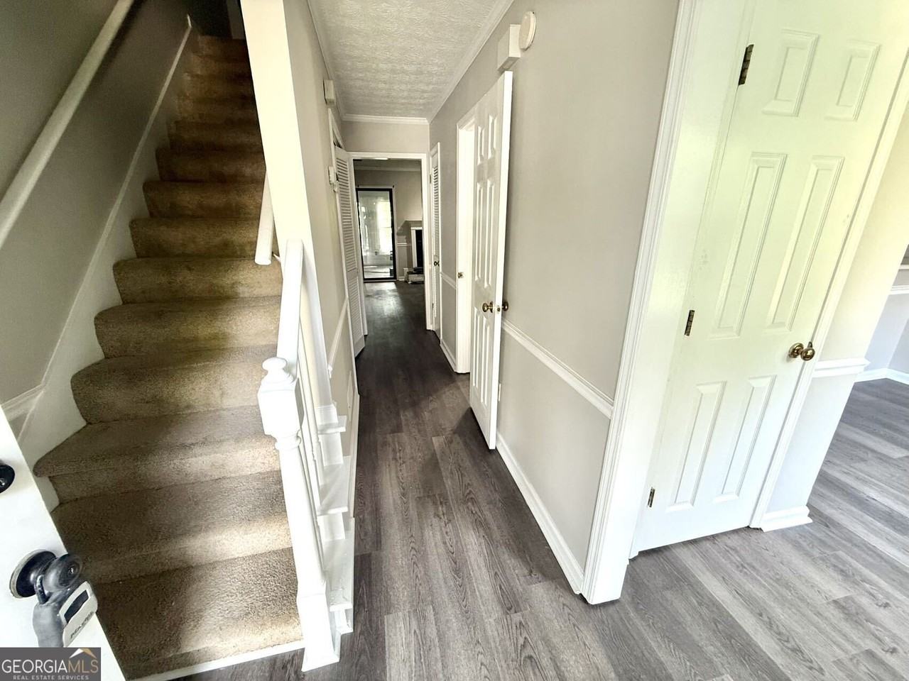 2949 Governors Ct - Photo 7 of 17