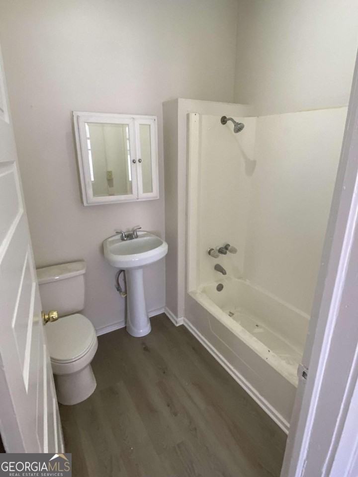 641 West Avenue - Photo 6 of 9