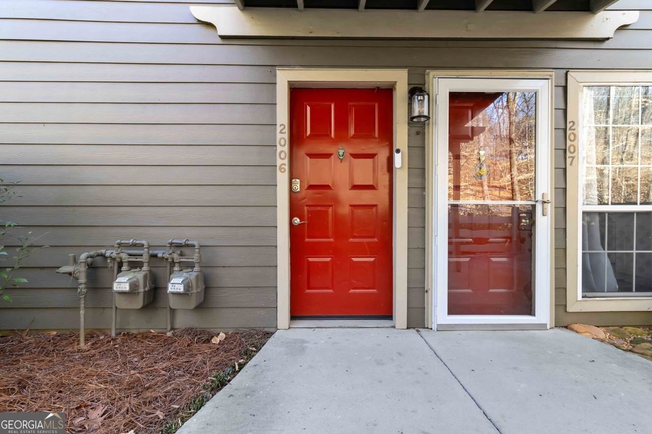 2006 Riverview Drive Southeast - Photo 7 of 22