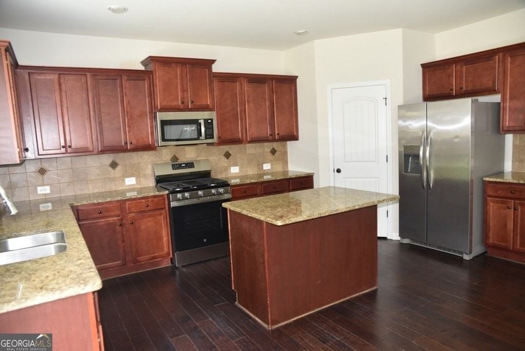 1365 Slate Bend Dr - Photo 2 of 20