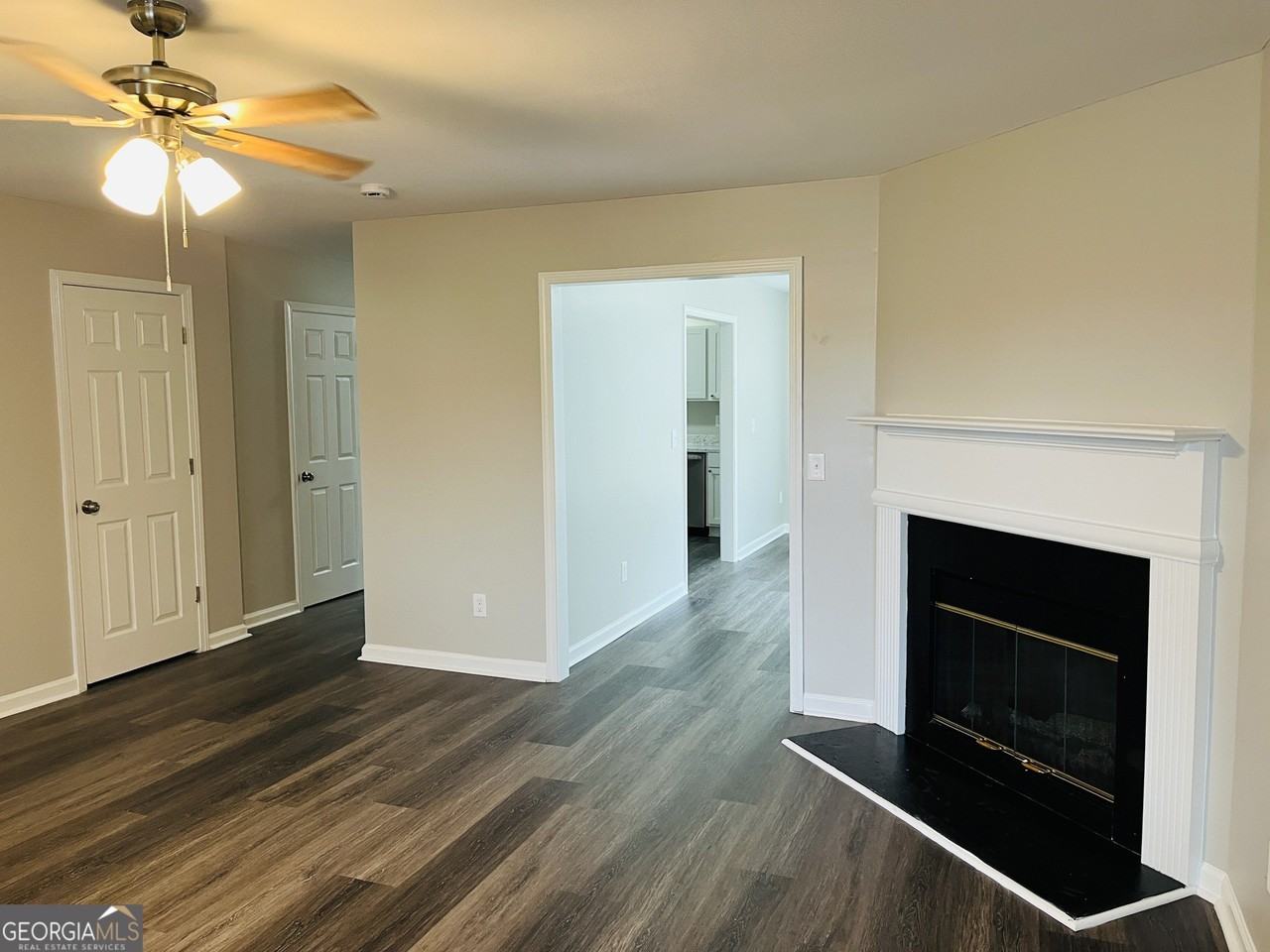 3510 Brookstone Way - Photo 5 of 32