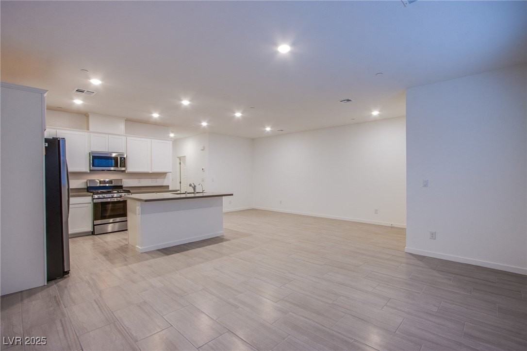 139 Aqua Commons Ln - Photo 7 of 24