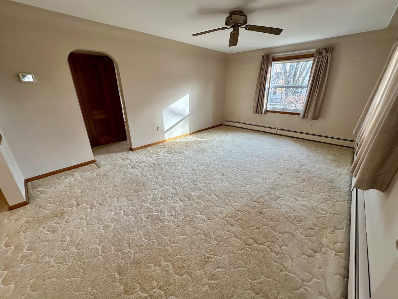 744 Horton St - Photo 2 of 13