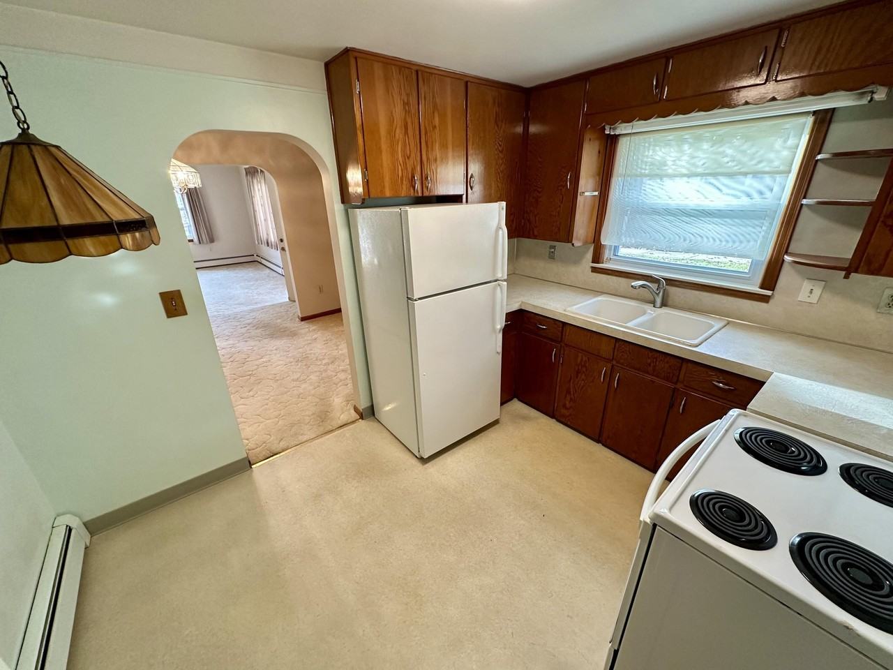 744 Horton St - Photo 6 of 13