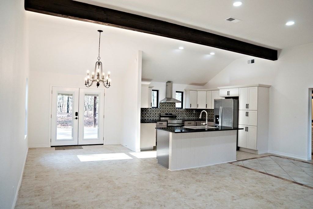 3388 Bandera St - Photo 4 of 17