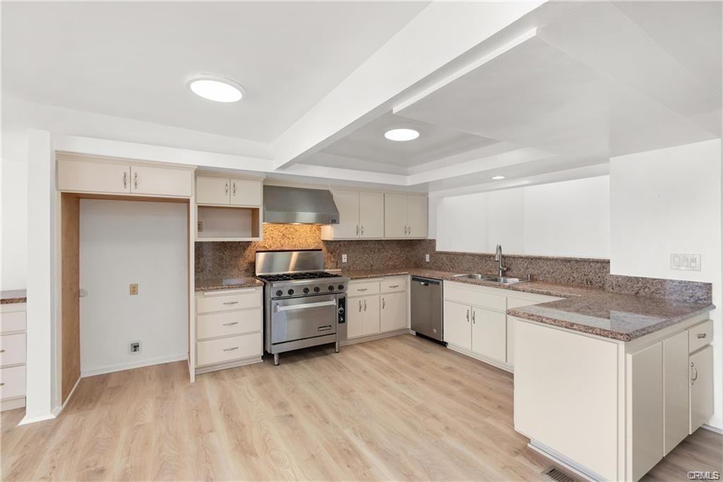 2105 W Paseo Del Mar - Photo 4 of 8