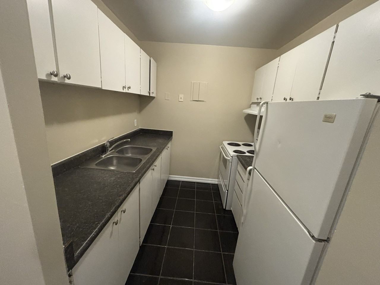 225 101-225 Old Carraige Drive #101 - Photo 2 of 24