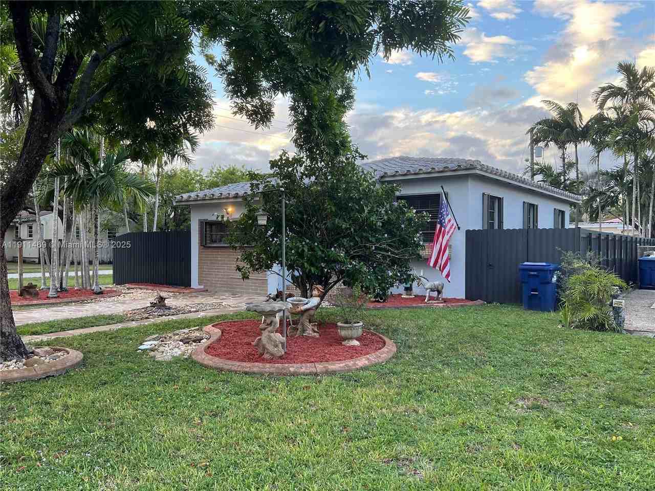 189 Glendale Dr #189 - Photo 3 of 8