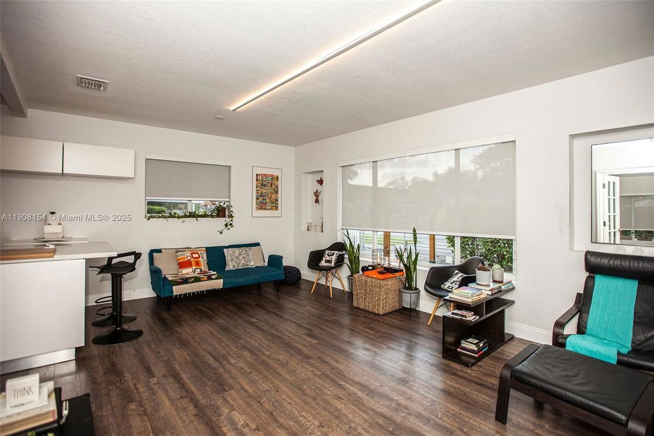 1050 Nw 46th St #1050 - Photo 5 of 8