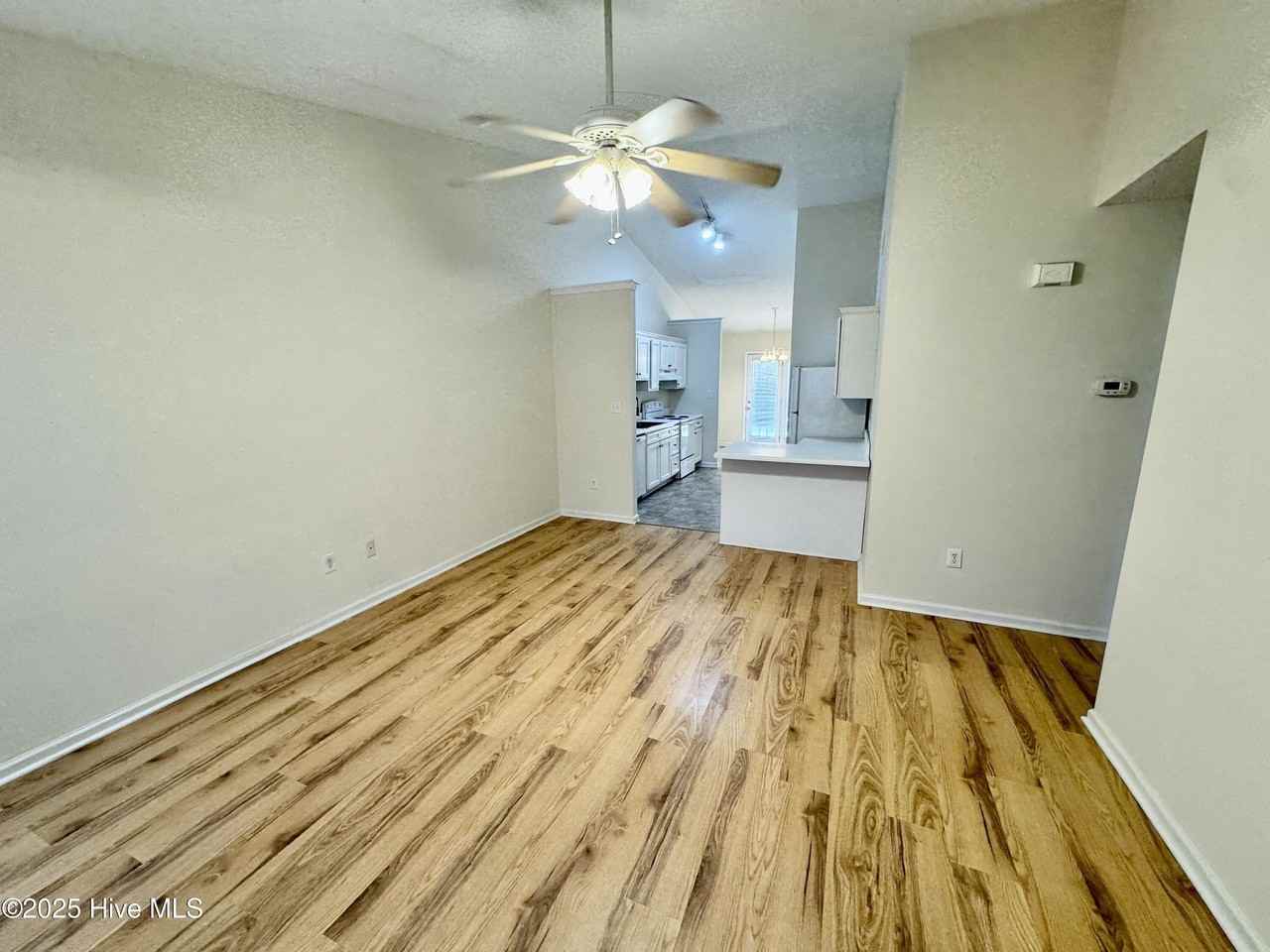 1701 Tollie Ct Unit B #B - Photo 5 of 11