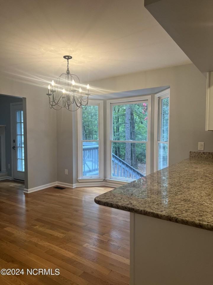 102 Seminole Ct - Photo 4 of 13