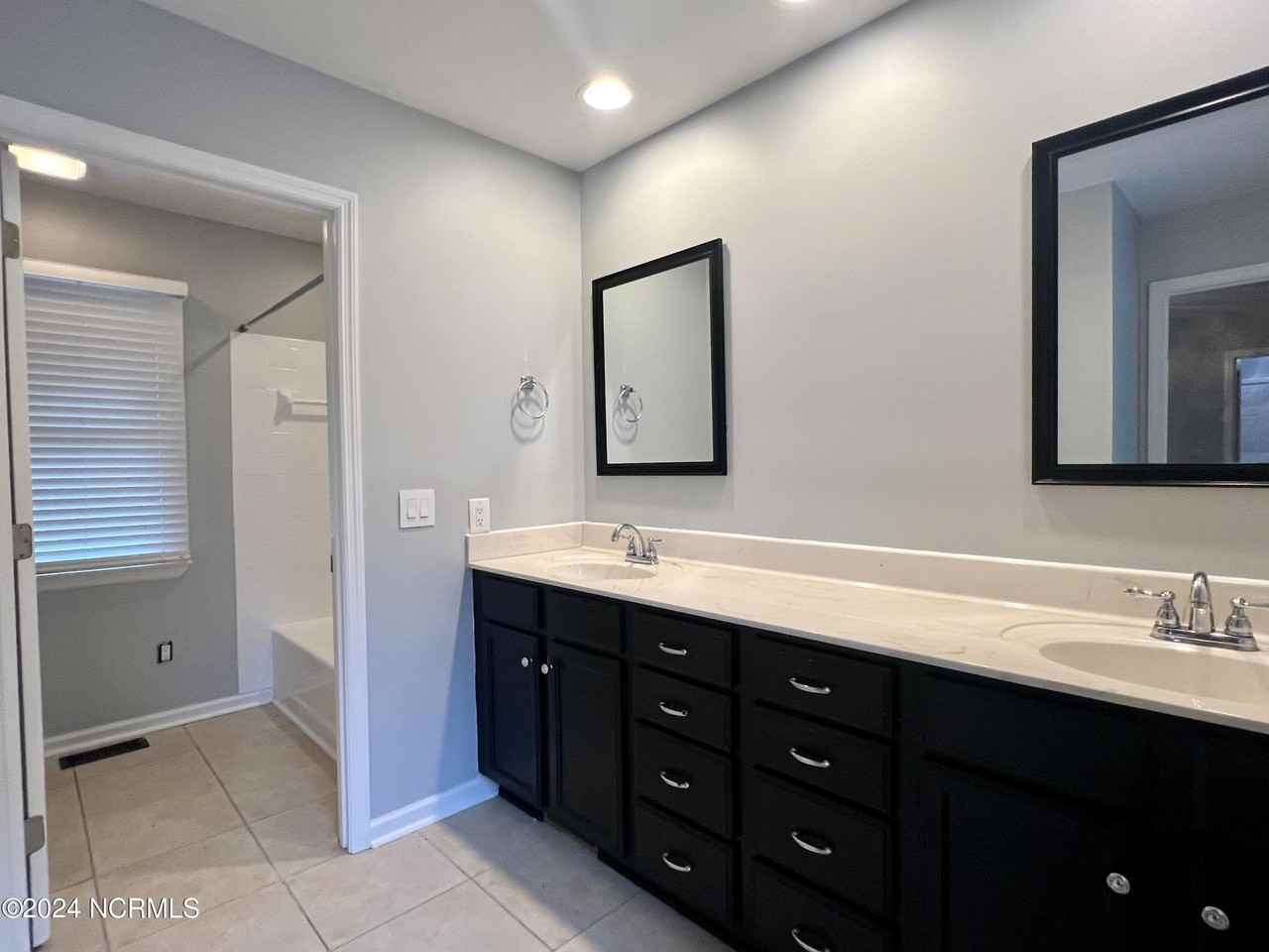 102 Seminole Ct - Photo 6 of 13