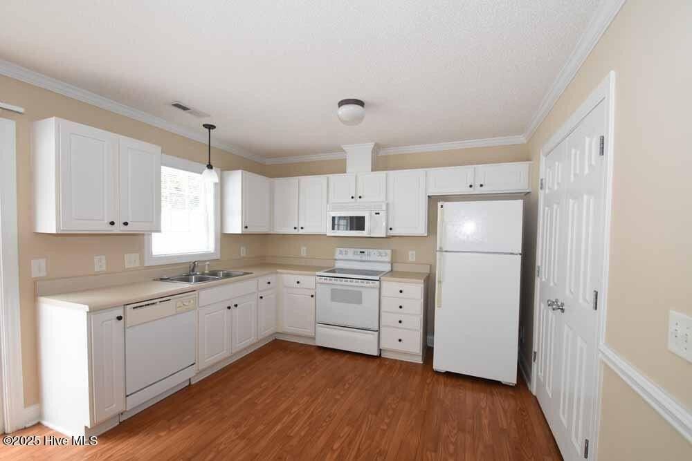 4130 Dudleys Grant Dr Apt G #G - Photo 5 of 17